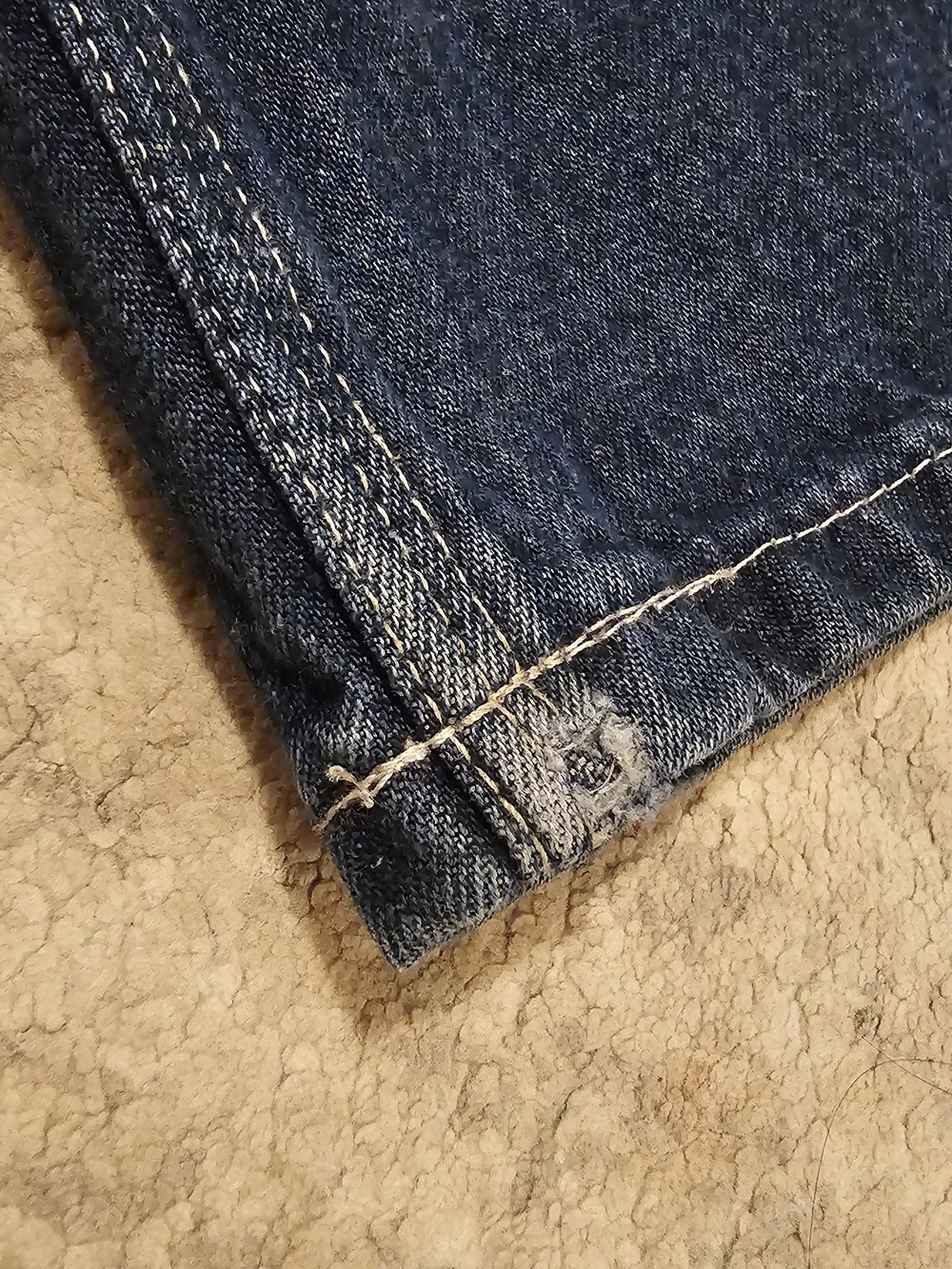Carhartt Men's Dark Denim Relaxed Carpenter Jeans - Picture 9 of 9